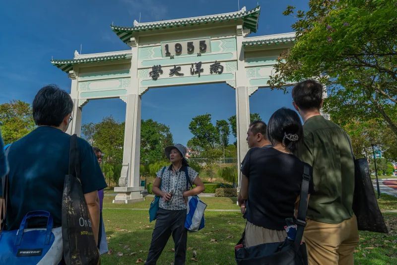 20260124-west-side-art-tour_web-090