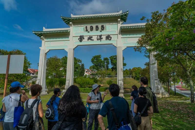 20260124-west-side-art-tour_web-095